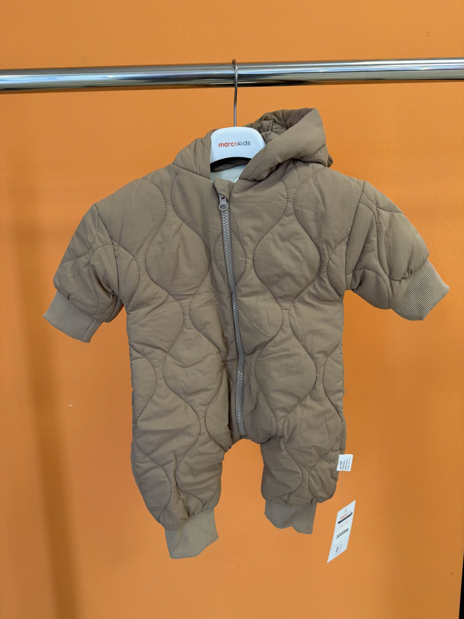 IMG_4443.jpg Tutina - Image 1