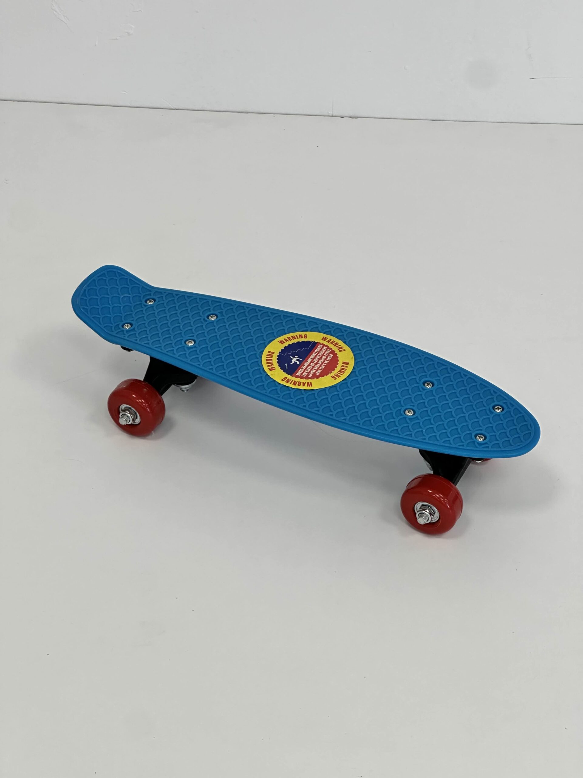 blu_scate.jpg Skateboard - Image 1